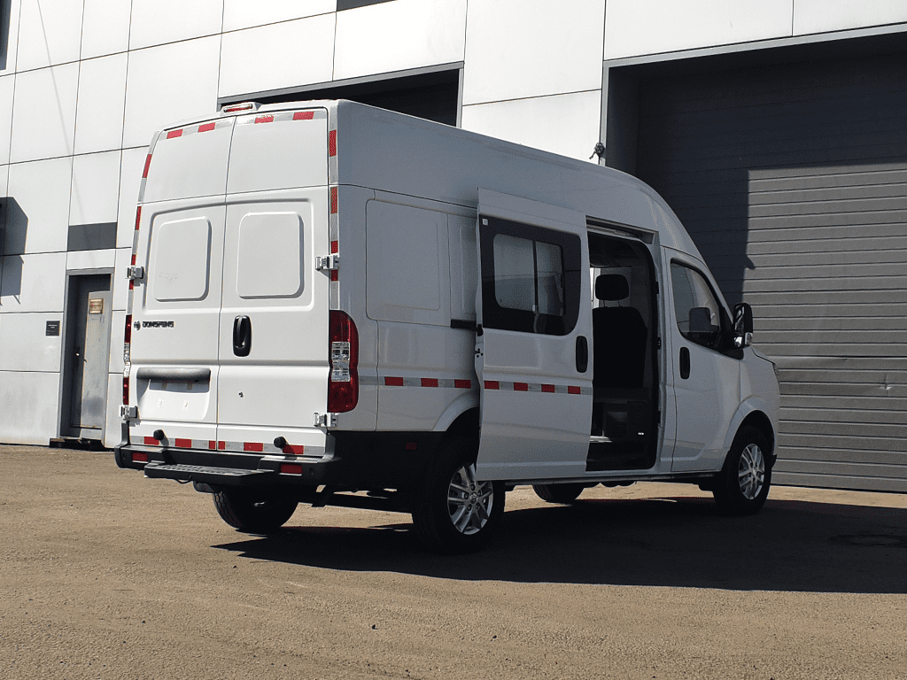 Пассажирский фургон DongFeng